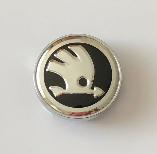 Skoda -hoz felni fekete közép, kupak 60 mm-es