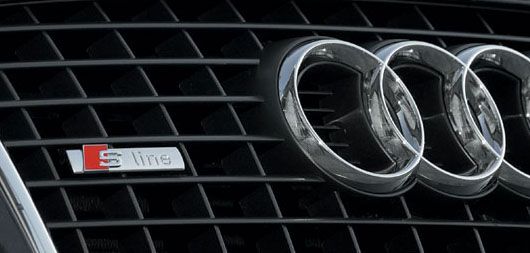 Audihoz S-line grill rács embléma - matt ezüst