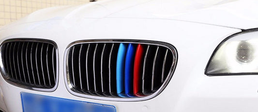 BMW F10 F11 -hez M műanyag vese klip szett 12 rácsoshoz