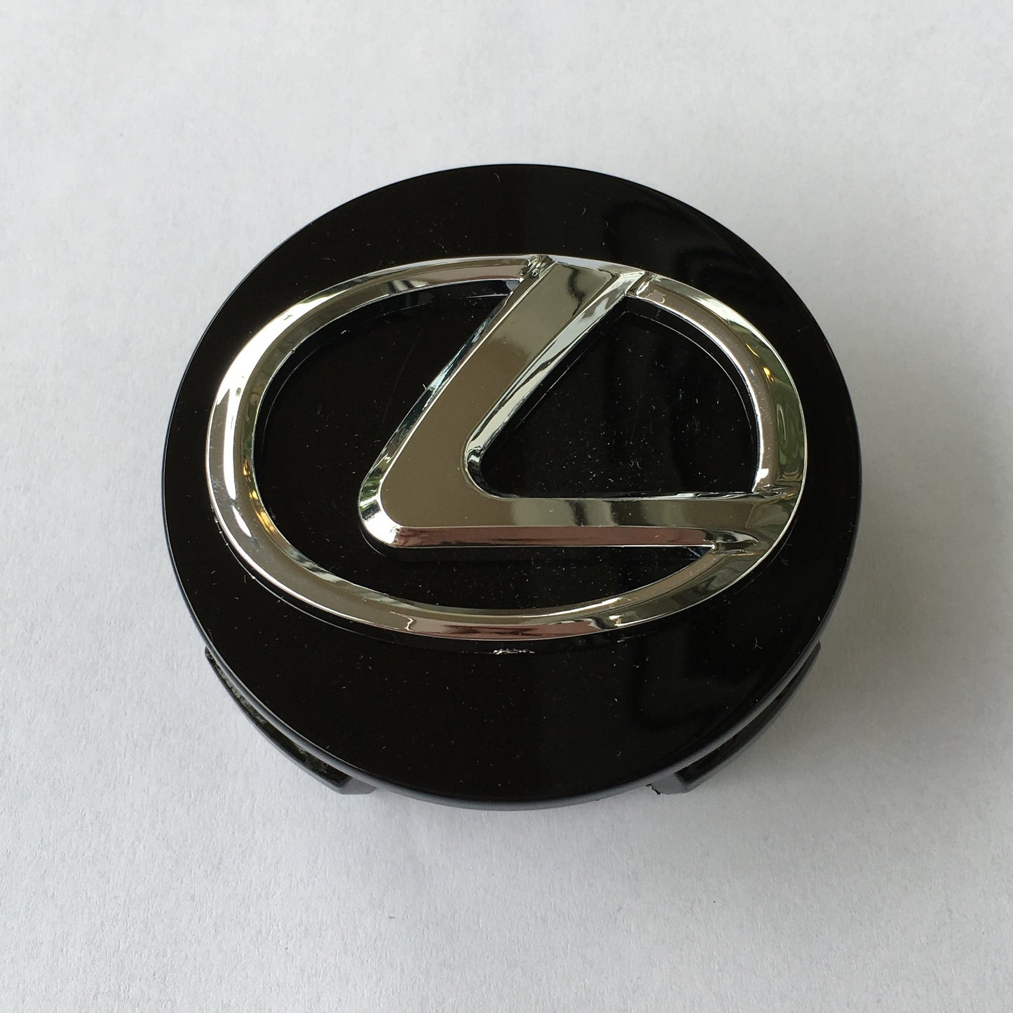 Lexus -hoz felni közép, kupak 62 mm-es méretben