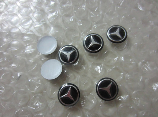 Mercedes kulcsba embléma logó márkajelzés 14 mm-es méretben.
