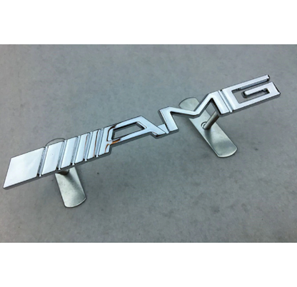 AMG hűtő díszrács felirat