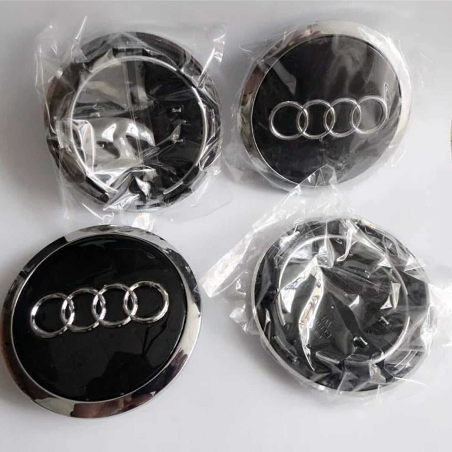 Audi alufelni közép kupak szett – Fekete / Króm (4B0 601 170A, 69 mm)