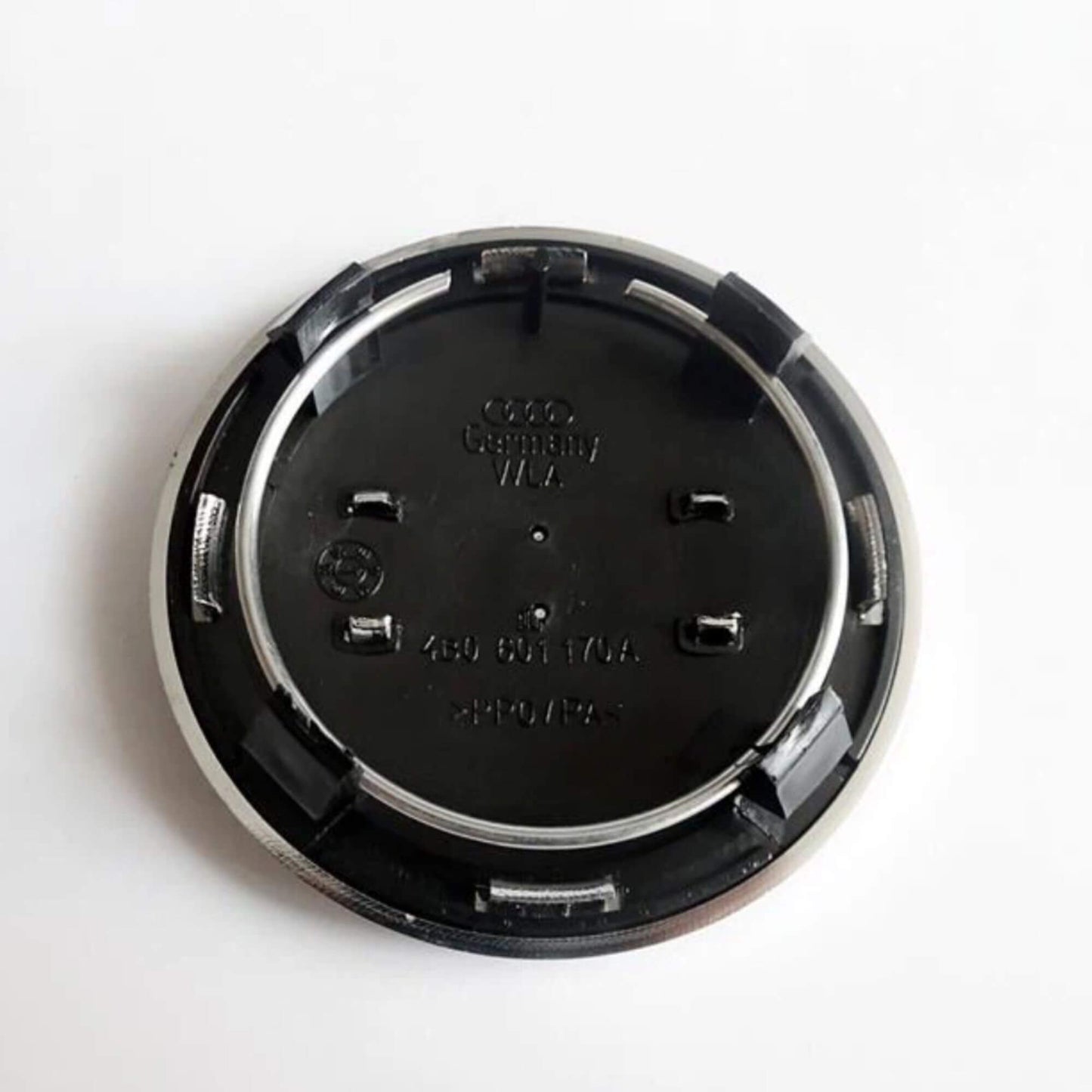 Audi alufelni közép kupak szett – Fekete / Króm (4B0 601 170A, 69 mm)