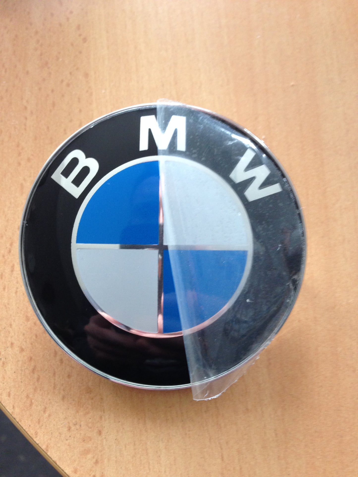 BMW -s embléma (74mm)