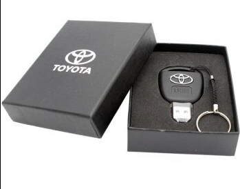 Díszdobozos Toyota -s USB stick - pendrive