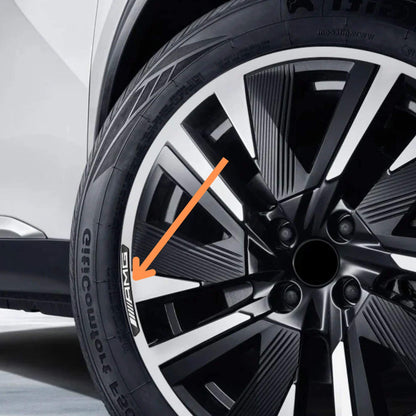 Mercedes-AMG-felirat-alufelnire-fekete-alapon-krom-1