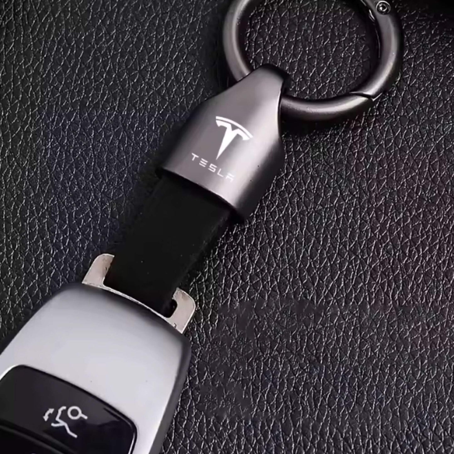 Tesla kulcstartó dísz – prémium minőség és elegáns dizájn