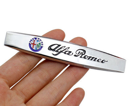 Alfa Romeo -hoz sárvédő jel