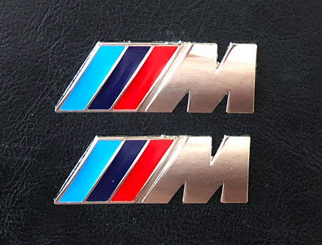 BMW -hez M-es jel sárvédőre párban