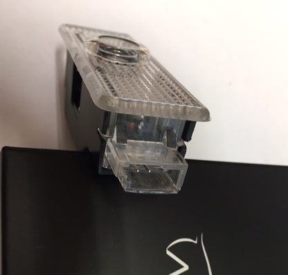 BMW -hez LED világítás ajtóba