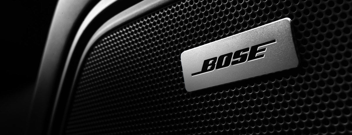 BOSE öntapadós hangszóró jel, felirat