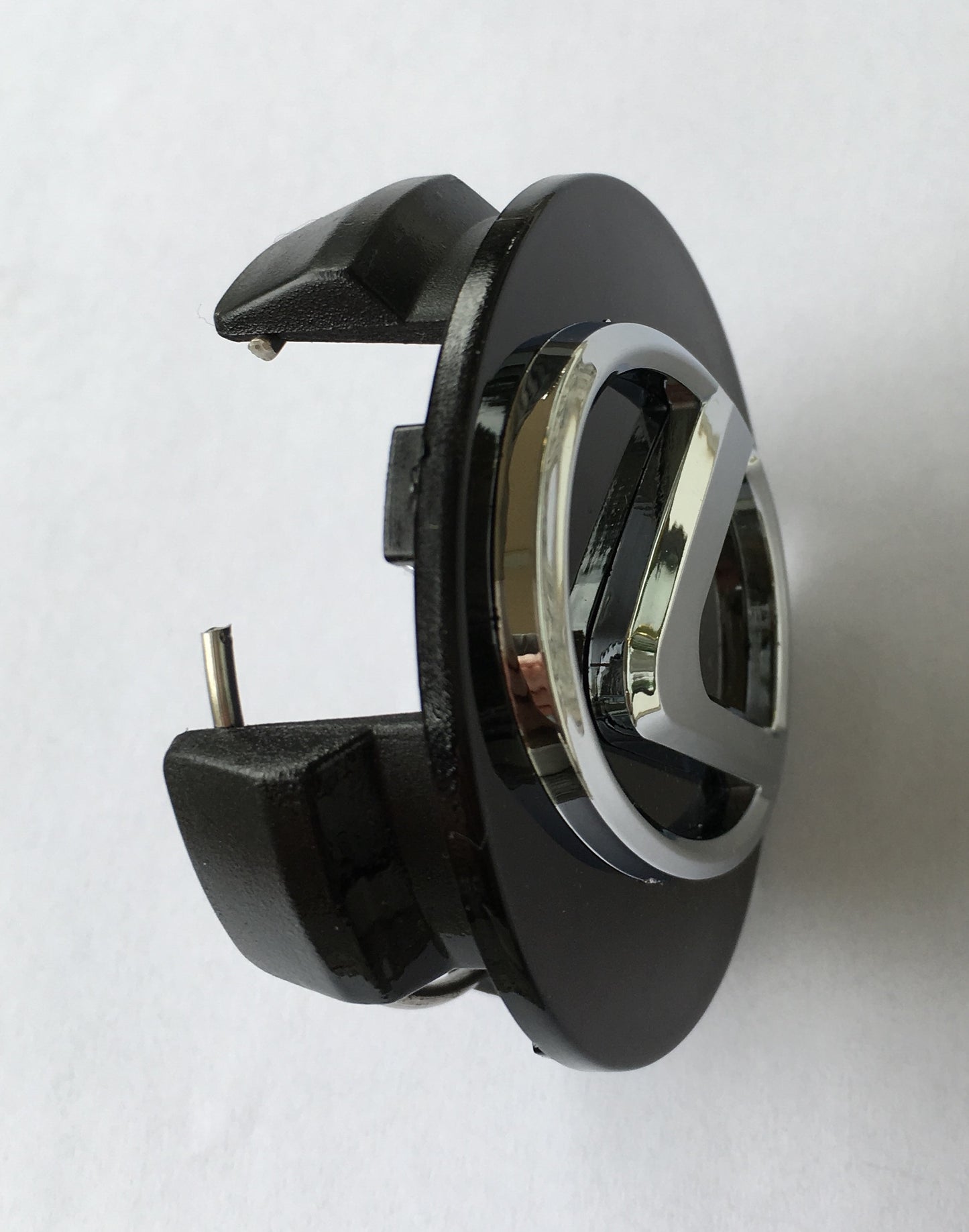 Lexus -hoz felni közép, kupak 62 mm-es méretben