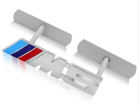 M5 felirat grill rácsra