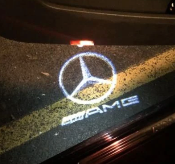 Mercedes AMG LED kilépő fény ajtóba