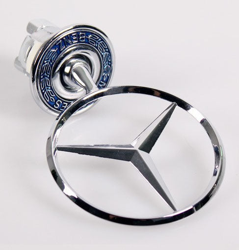 Mercedes -hez csillag, jel, motorháztetőre