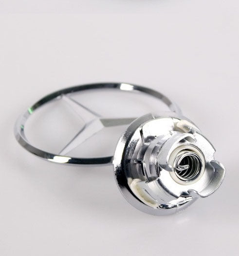 Mercedes -hez csillag, jel, motorháztetőre