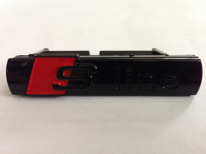 Audihoz S-line grill rács embléma - fényes fekete