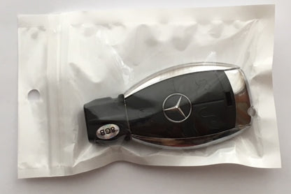 Mercedes -es 32GB USB stick - pendrive