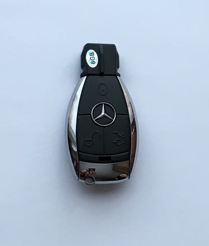 Mercedes -es 32GB USB stick - pendrive