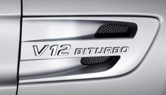 V12 Biturbo öntapadós felirat